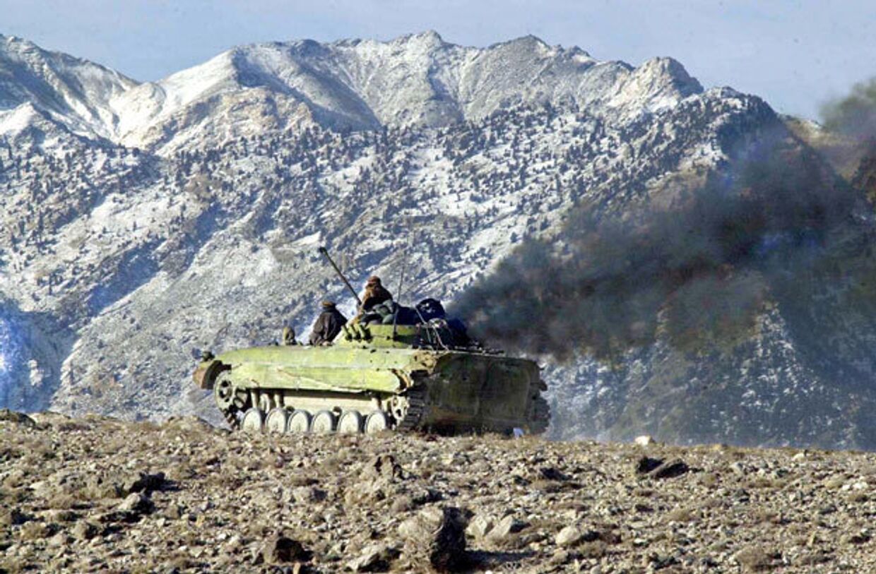 Trying to move mountains танк афганистан