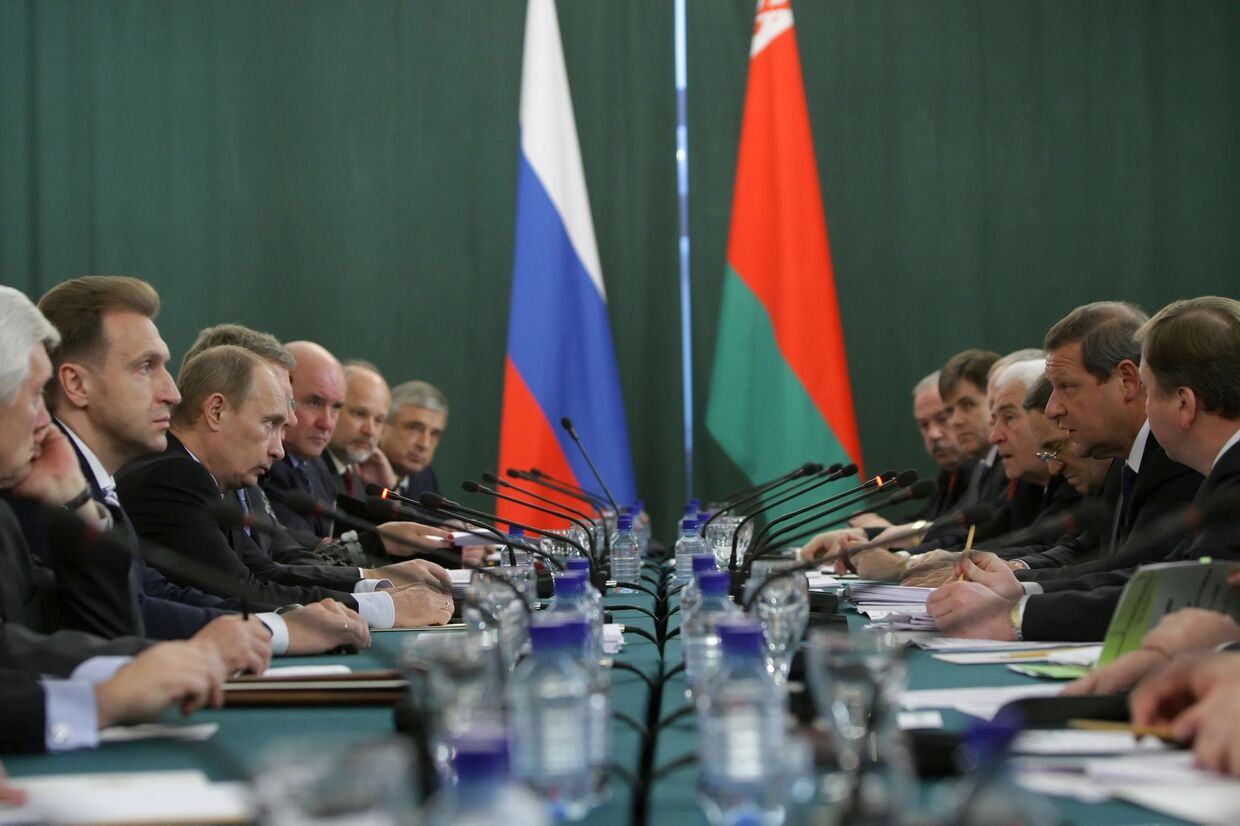 Российско-белорусские переговоры прошли в Москве