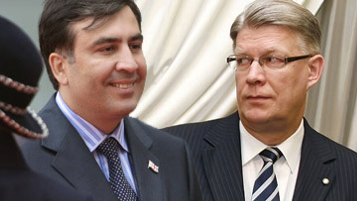 Президент латвийского государства Валдис Затлерс и президент Грузии Михаил Саакашвили