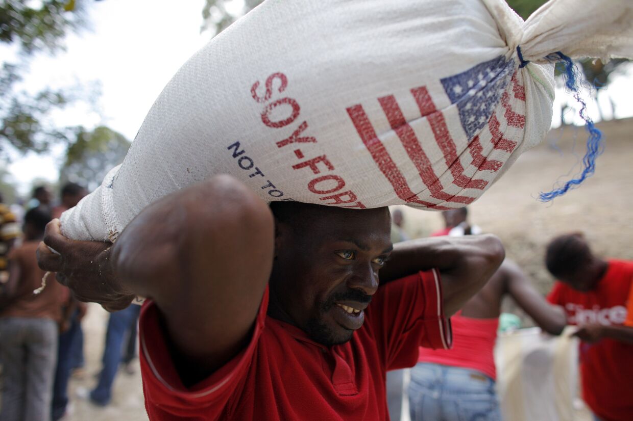 Гаити, гуманитарная помощь сша
