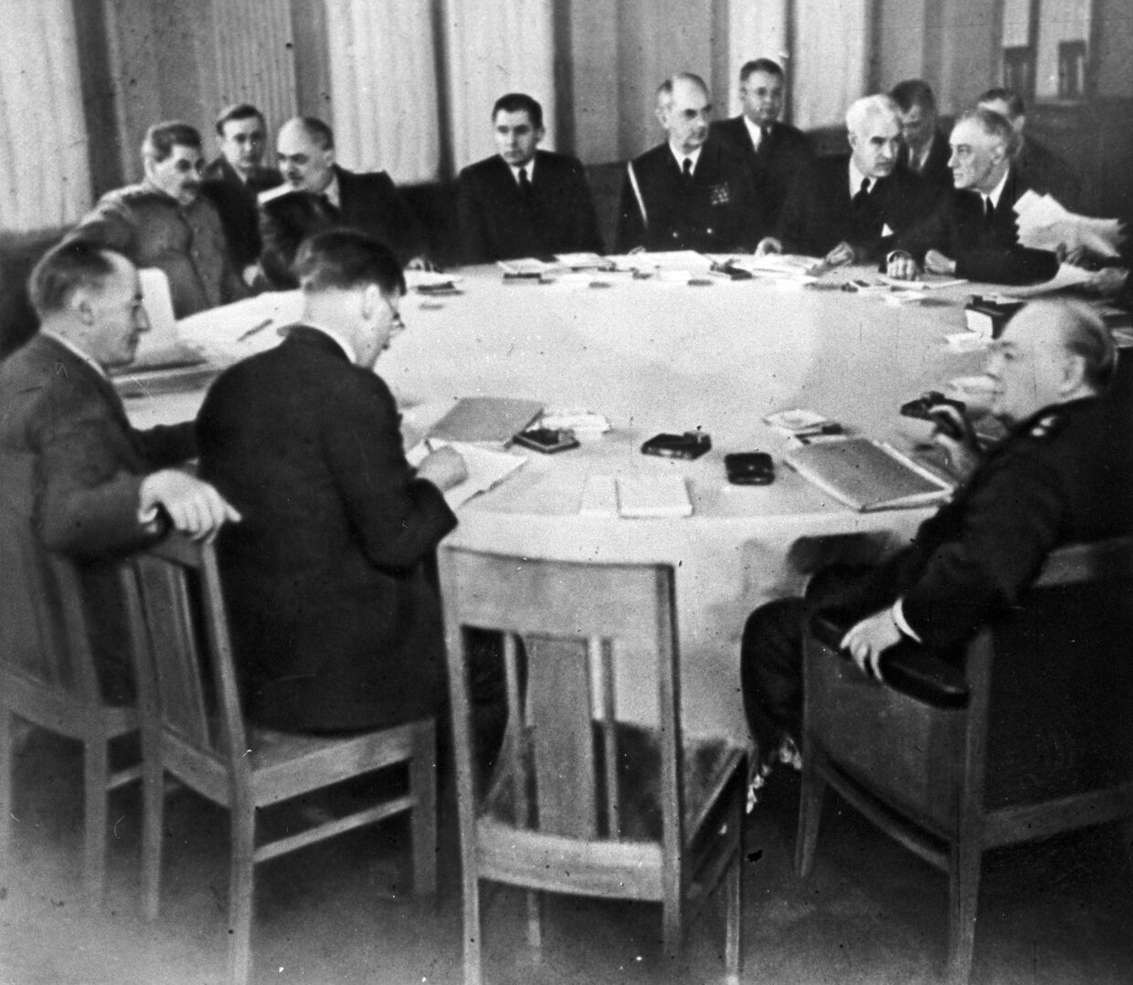 Ялтинская (Крымская) конференция 1945 года