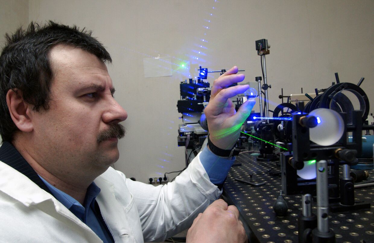 Работа лаборатории лазерных измерений в Институте систем обработки изображений РАН в Самаре