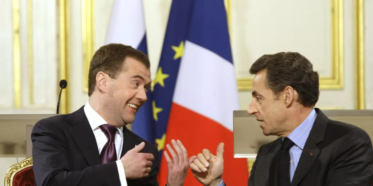 Президенты России и Франции Д.Медведев и Н.Саркози Президенты России и Франции Д.Медведев и Н.Саркози