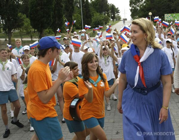 Супруга президента РФ Светлана Медведева посетила Всероссийский детский центр Орленок