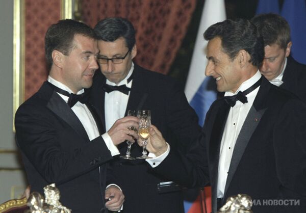 Д.Медведев и Н.Саркози на торжественном обеде в Елисейском дворце