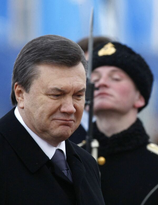 Президент Украины Виктор Янукович прибыл в Москву в официальным визитом 