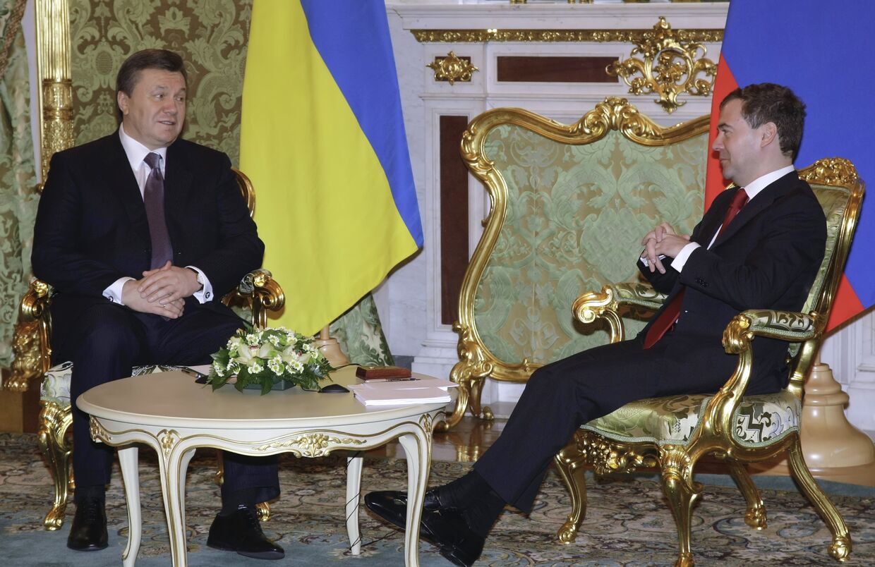 Президенты России и Украины Д.Медведев и В.Янукович провели встречу в Кремле
