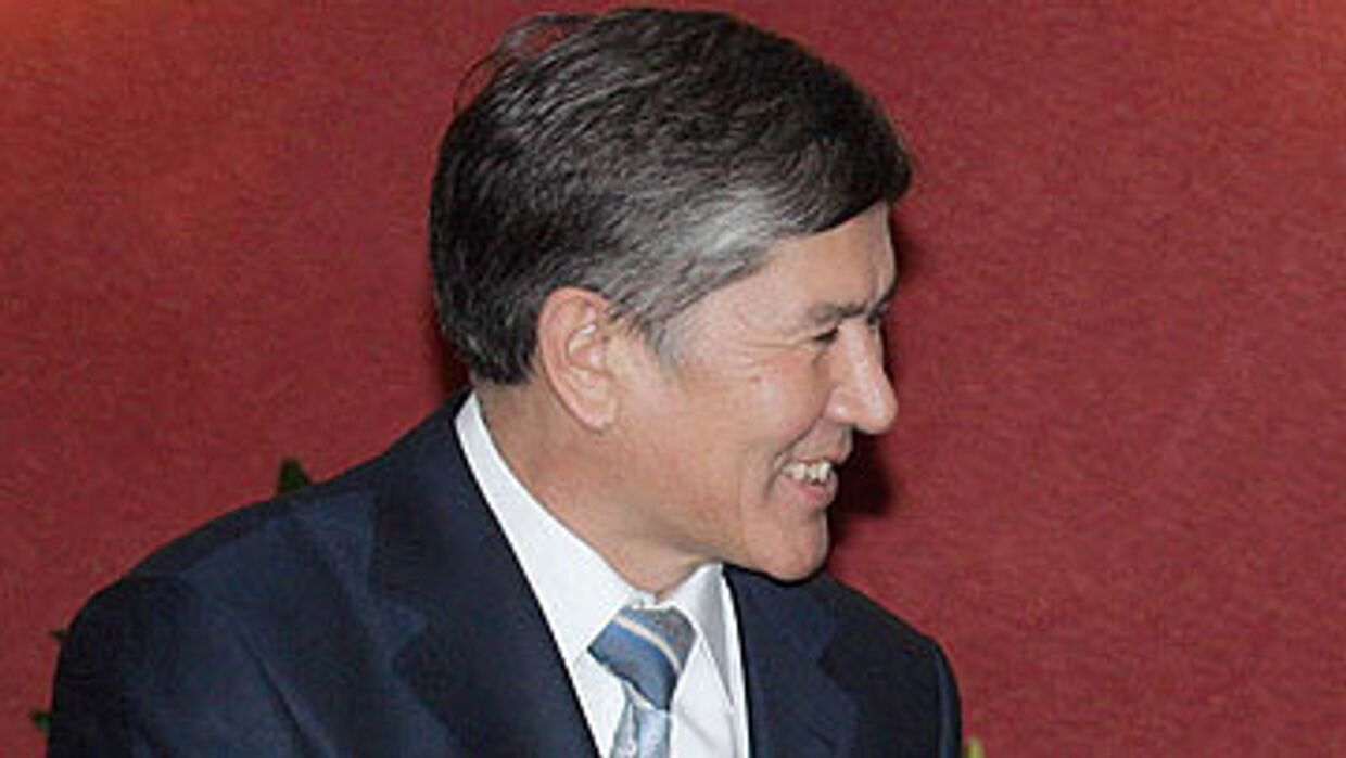 Премьер-министр Киргизии Алмазбек Атамбаев 