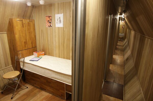 Испытательный комплекс, имитирующий космический корабль, в рамках проекта МАРС-500 Испытательный комплекс, имитирующий космический корабль, в рамках проекта МАРС-500