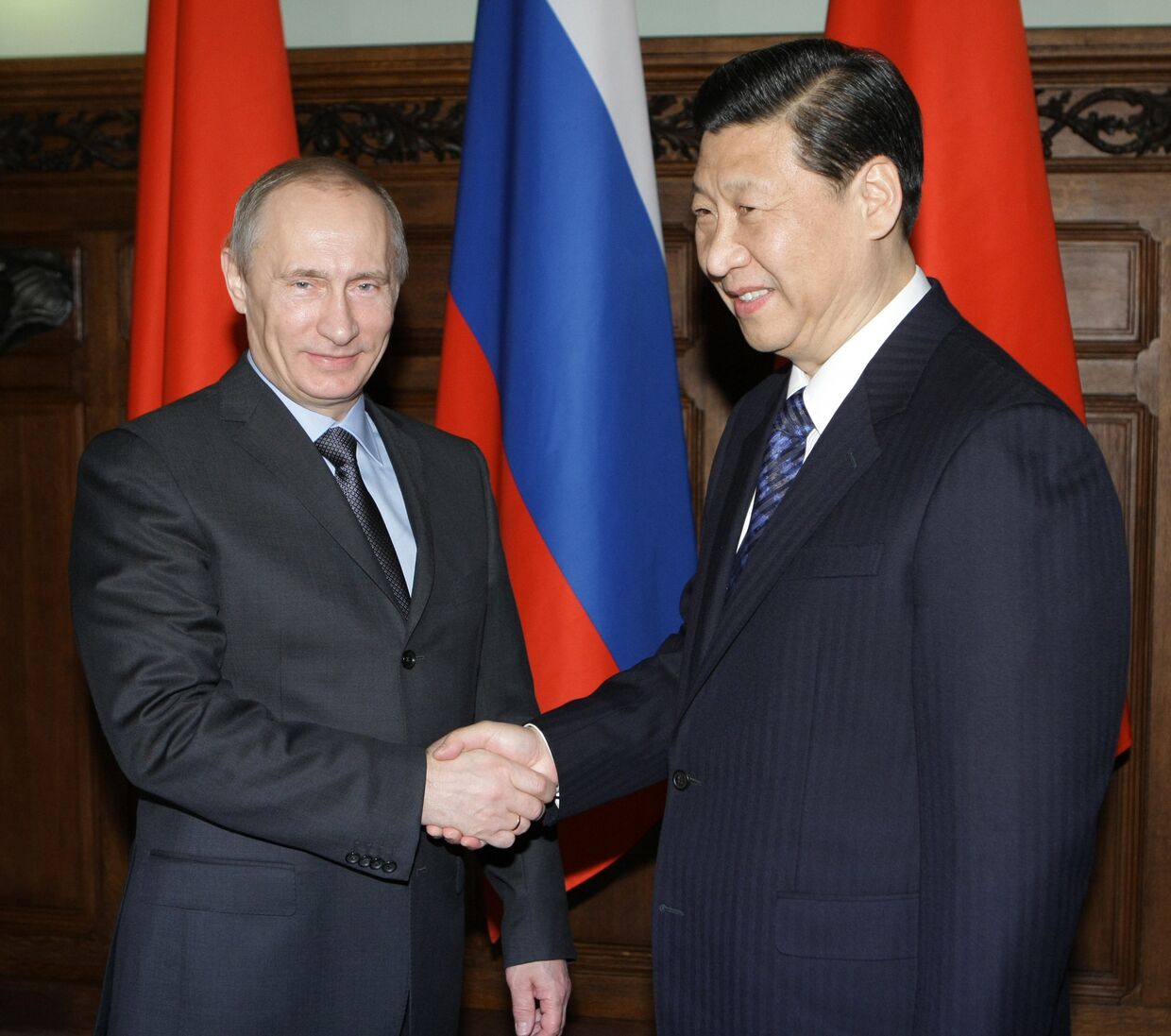 Премьер-министр РФ Владимир Путин встретился с Си Цзиньпином