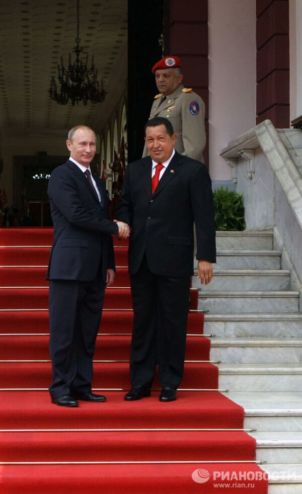 Официальная церемония встречи премьер-министра РФ Владимира Путина в Каракасе