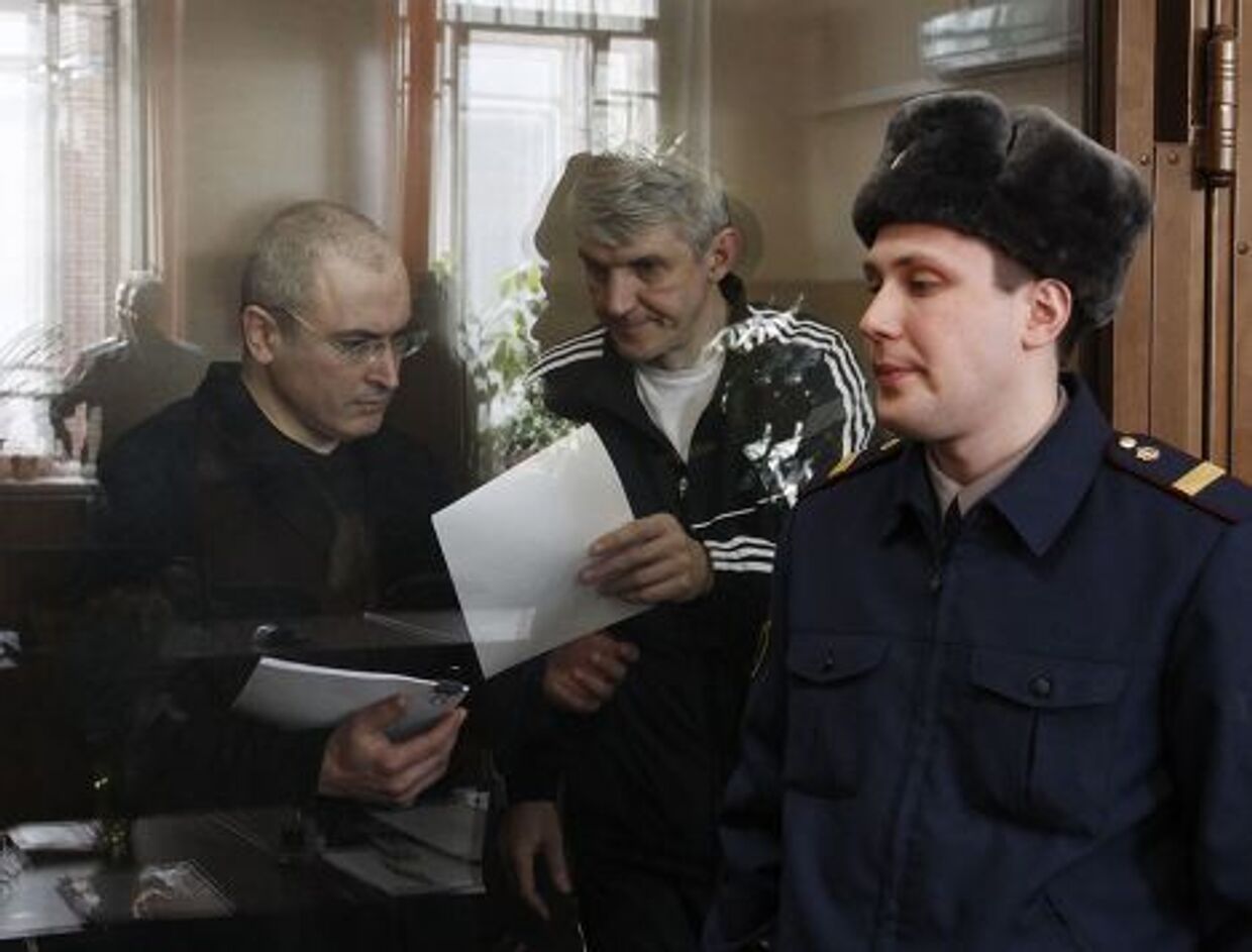 Михаил Ходорковский и Платон Лебедев в Хамовническом суде Москвы