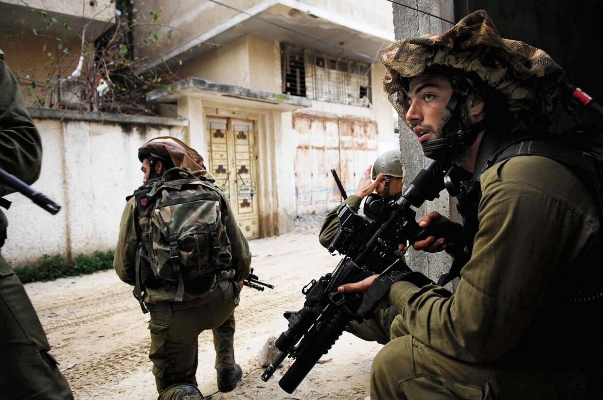 Израильские войска проводят операцию в Джабалии