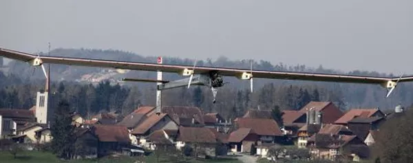 Первый длительный полет самолет на солнечные батареи Solar Impulse HB-SIA