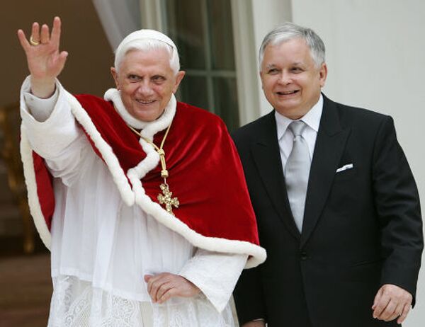 Папа Римский Бенедикт XVI и президент Польши Лех Качиньский
