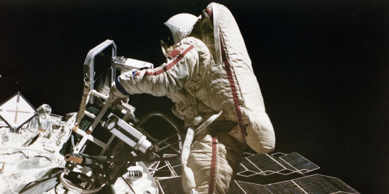 Летчик-космонавт Светлана Савицкая