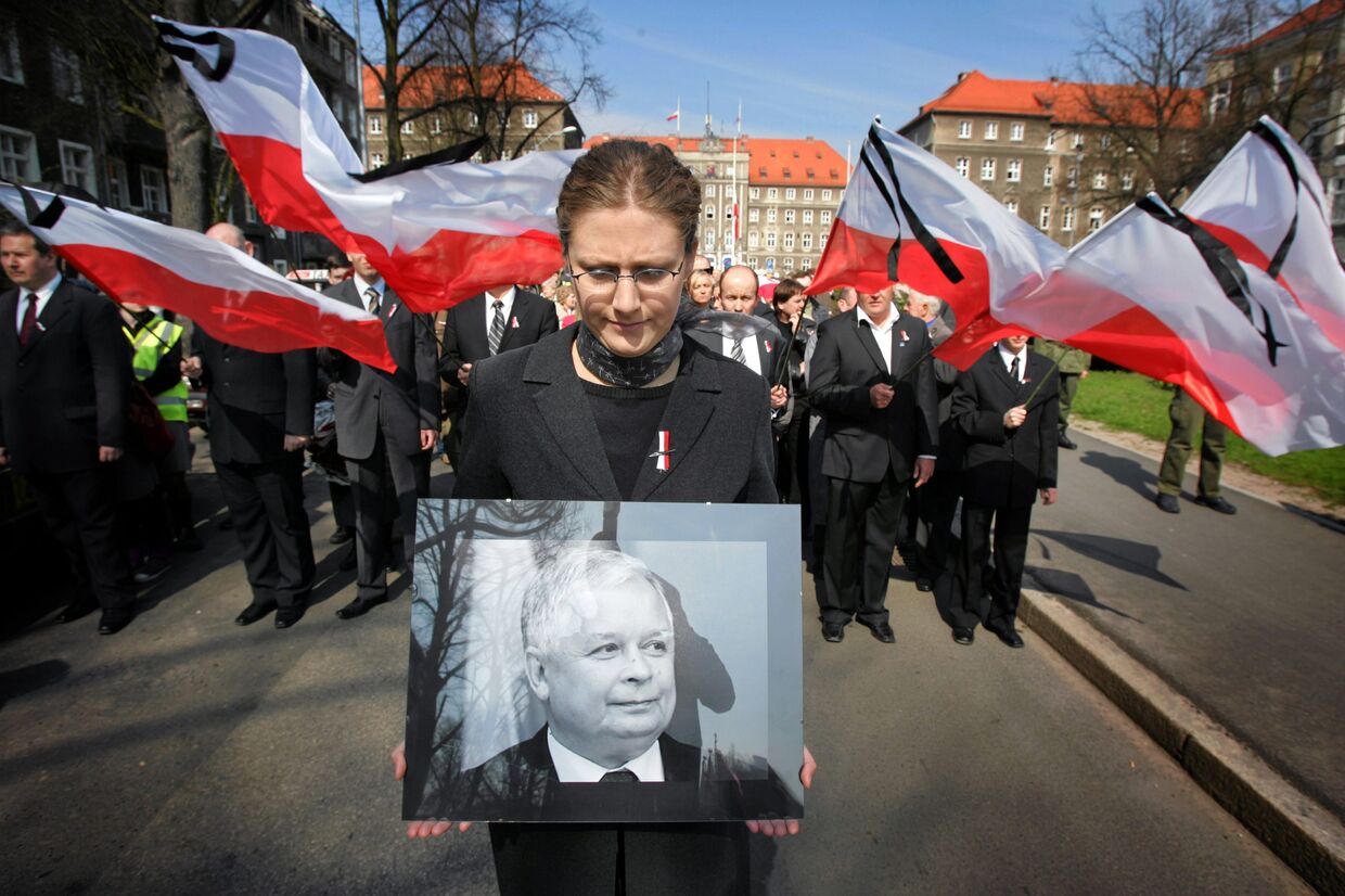 Единство поляков нарушено из-за планов похорон президента