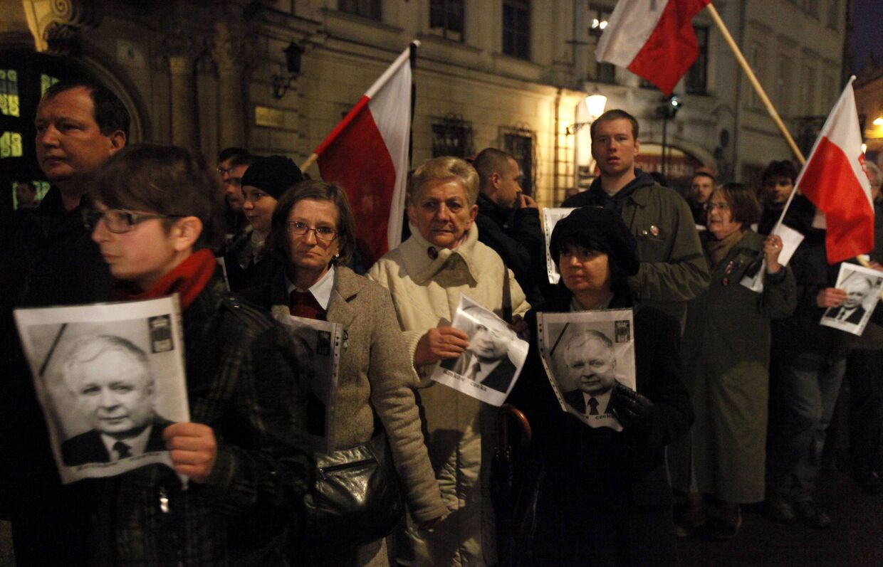 В Польше усиливаются протесты по поводу похорон президента
