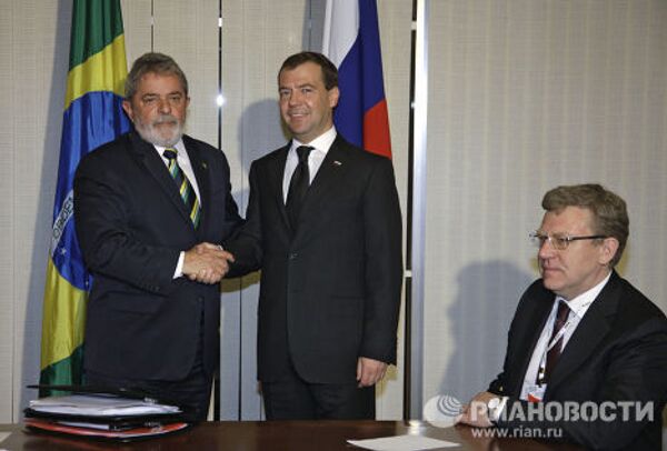 Президент РФ Д.Медведев и президент Бразилии Л. да Силва