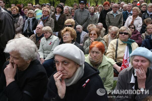 Траурная церемония прощания с жертвами авиакатастрофы под Смоленском