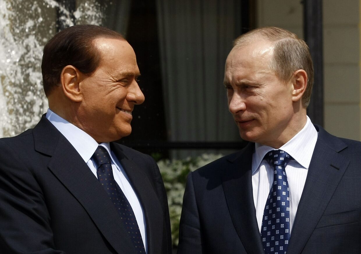 Сильвио Берлускони и Владимир Путин в Милане