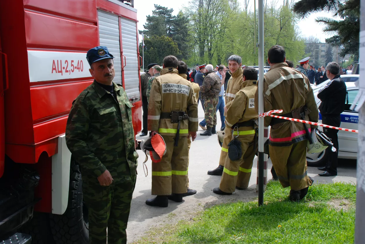 Взрыв произошел на ипподроме в Нальчике Взрыв произошел на ипподроме в Нальчике