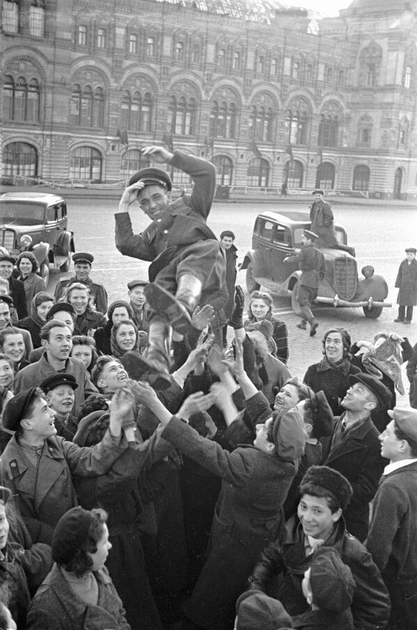 В день победы на Красной площади