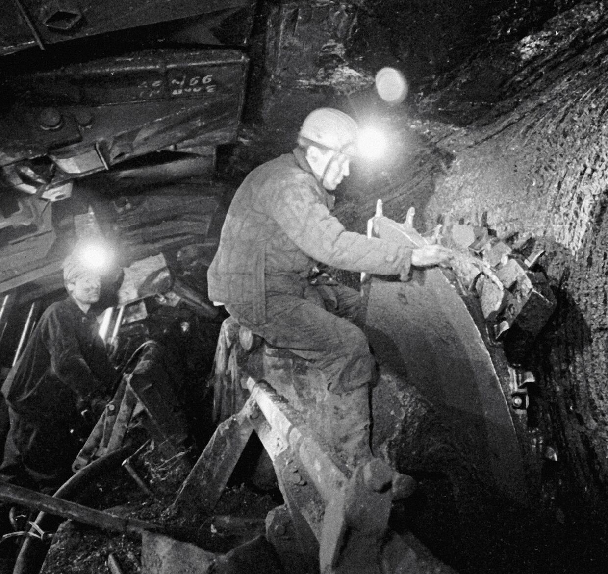 Добыча угля в шахте Распадская