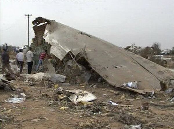 Крушение самолета в аэропорту Триполи