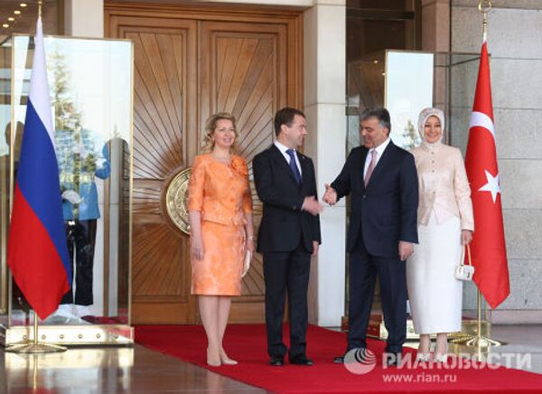 Президент Д.Медведев на церемонии официальной встречи в Анкаре