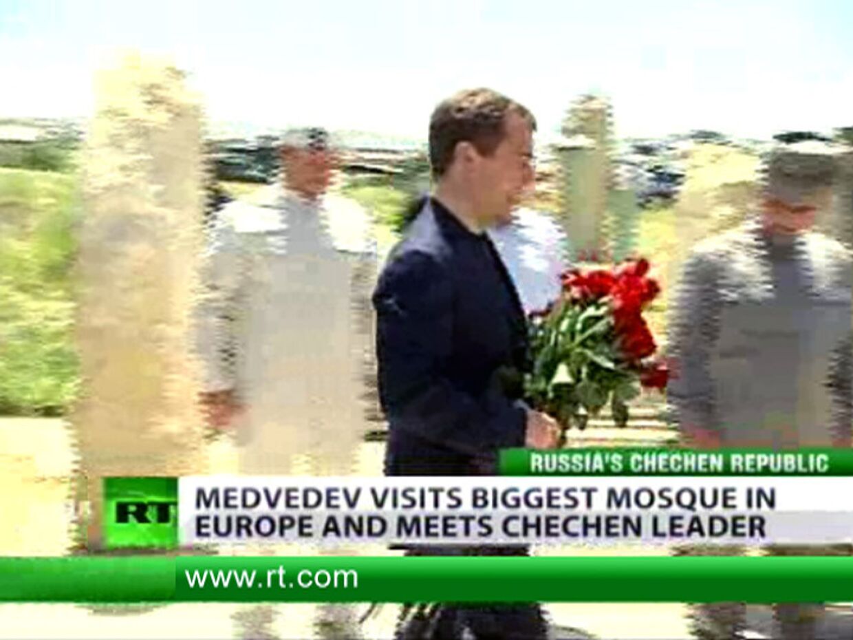 ИноСМИ__Медведев посетил чечню