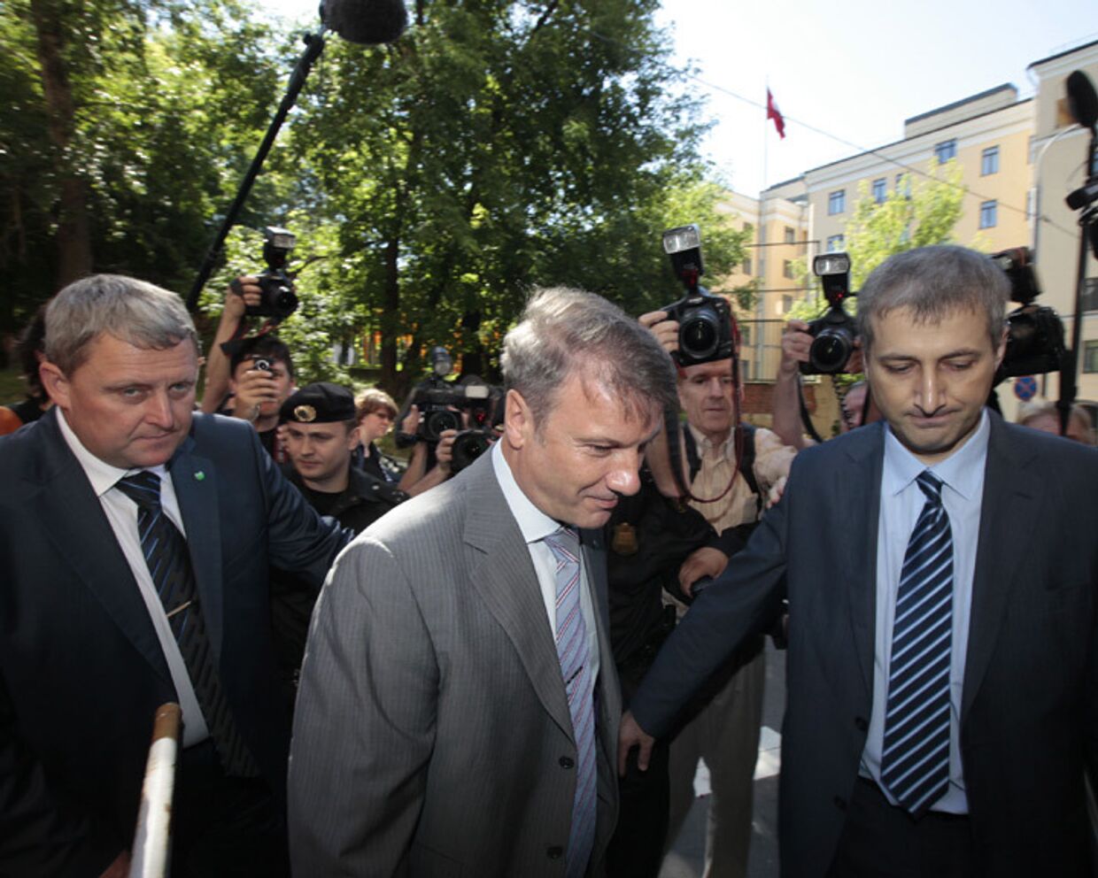 Герман Греф побывал в суде по делу Ходорковского 