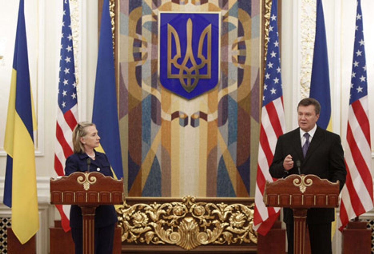 Визит Хиллари Клинтон на Украину