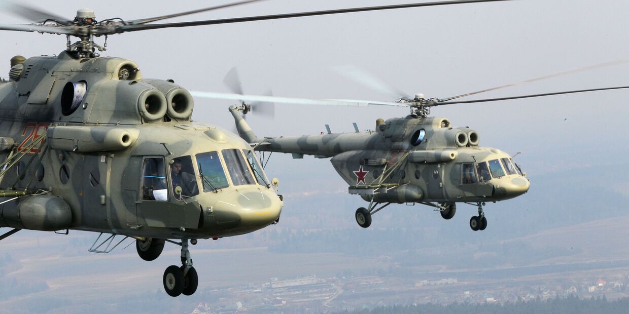 Репетиция пилотажных групп к Параду Победы Репетиция пилотажных групп к Параду Победы