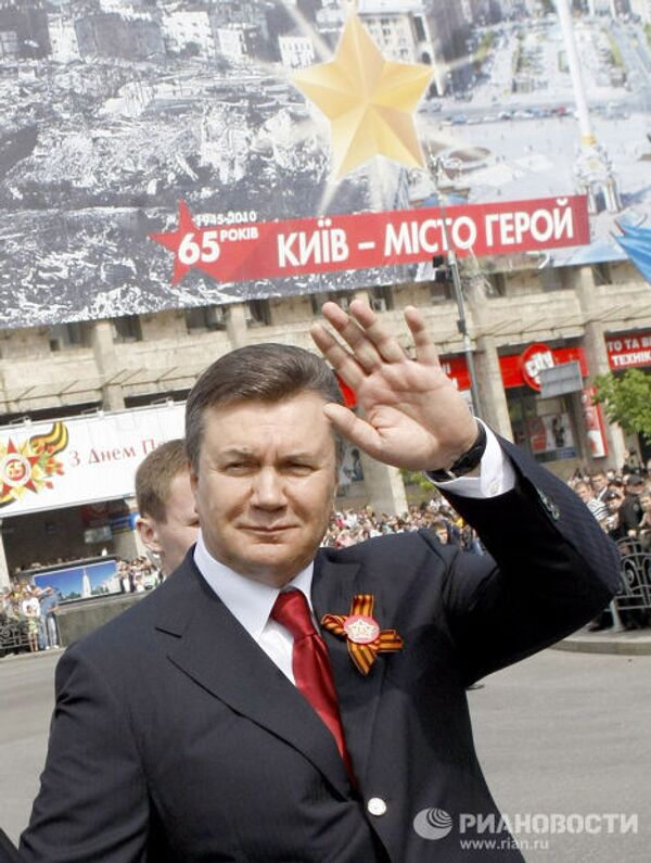 Президент Украины Виктор Янукович на праздновании Дня Победы в Киеве