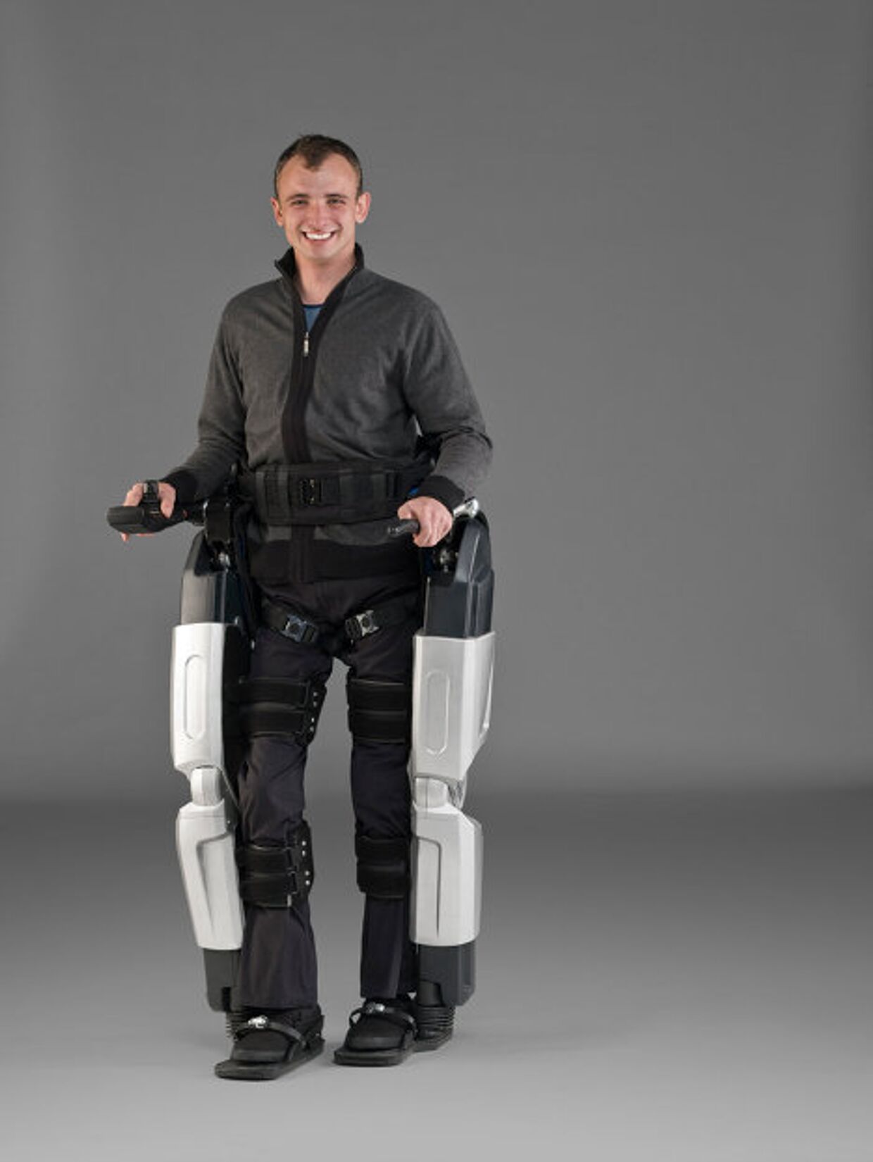 Пару роботизированных ног весом в 38 килограммов создала новозеландская компания Rex Bionics