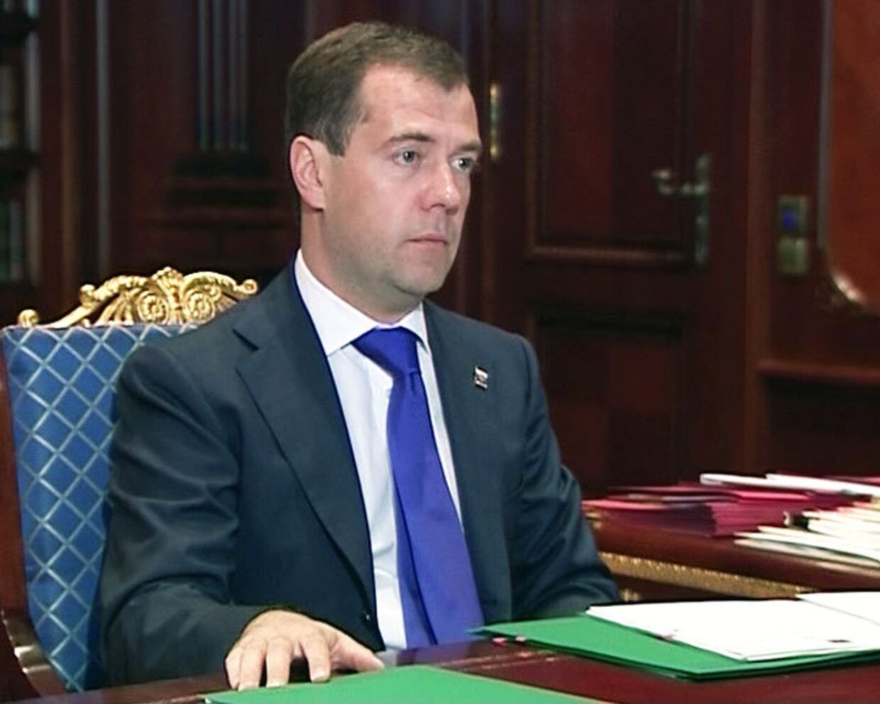 Медведев считает, что закручивание гаек милиции не помешает