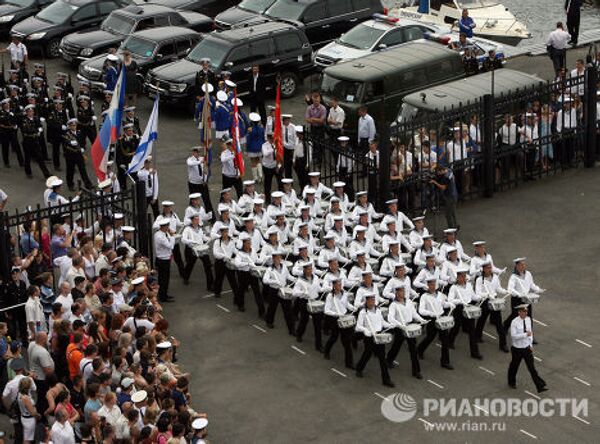 Военно-морской парад и театрализованное представление, посвященные Дню Военно-морского флота во Владивостоке