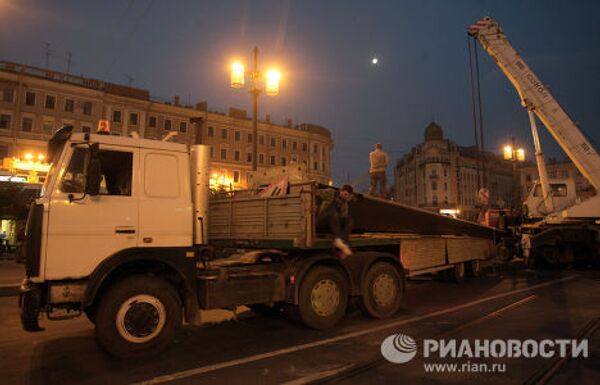 Демонтаж Башни мира в Санкт-Петербурге