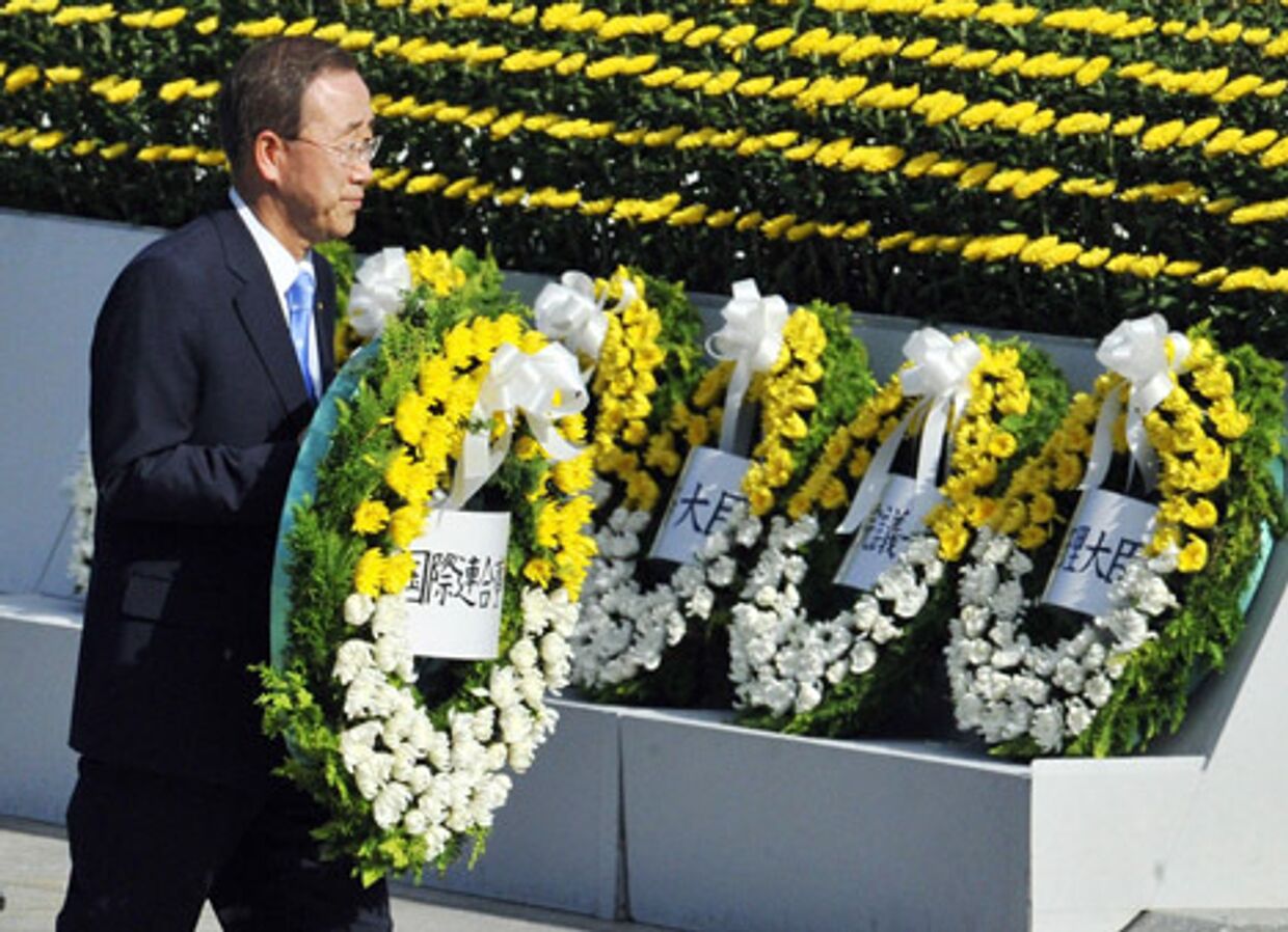 Генеральный Секретарь ООН Пан Ги Мун на мирной церемонии в Хиросиме