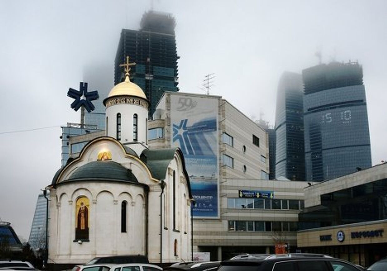 Храм Серафима Саровского около Экспоцентра Москва-Сити