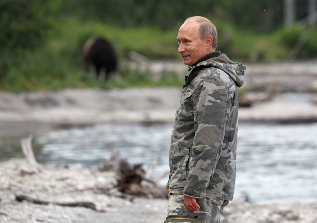 Премьер-министр РФ Владимир Путин посетил Южно-Камчатский заказник