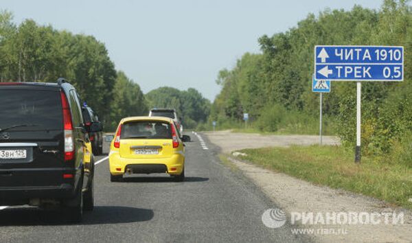 Премьер-министр РФ Владимир Путин отправился в поездку по новой трассе Чита – Хабаровск на машине Лада Калина