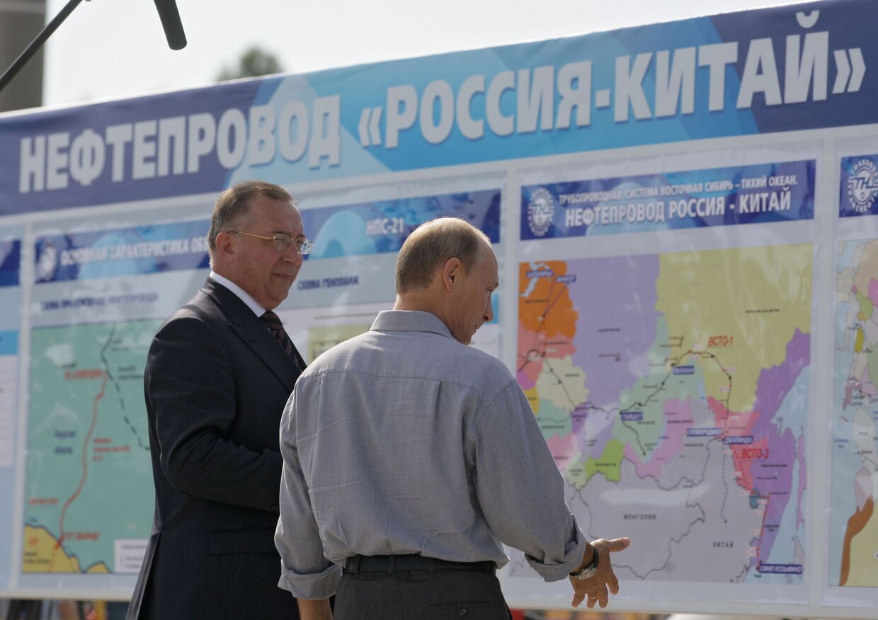 Премьер-министр РФ Владимир Путин открыл российский участок нефтепровода Россия-Китай