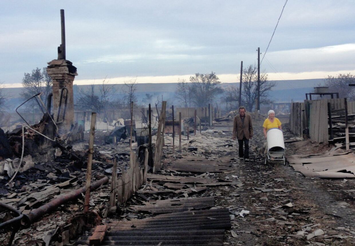 В Волгоградской и Саратовской областях сгорели несколько сотен жилых домов