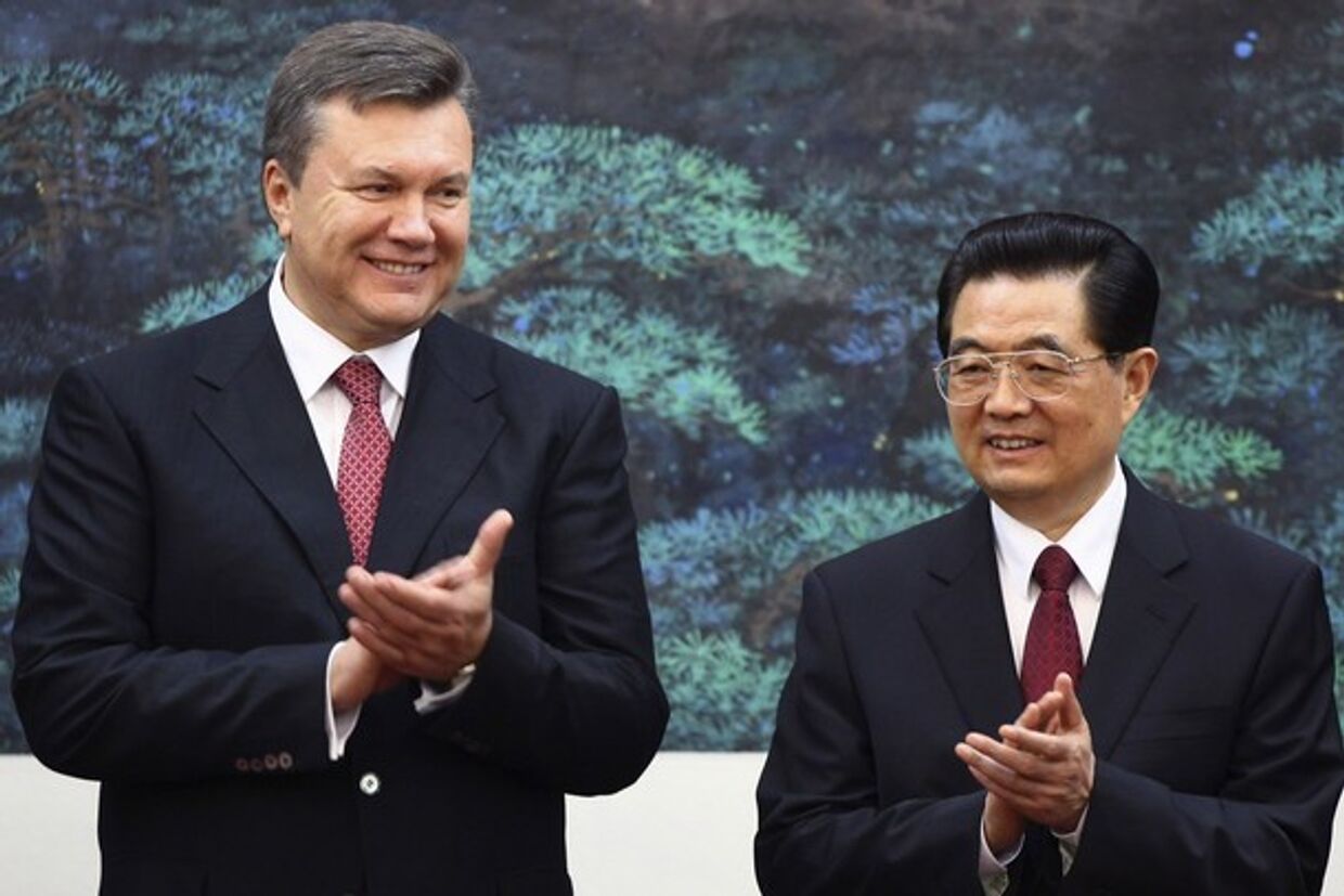 Украинский президент Виктор Янукович и его китайский коллега Ху Цзиньтао 