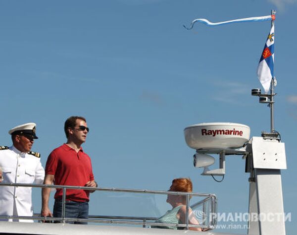 Дмитрий Медведев и Тарья Халонен на катере Култаранта