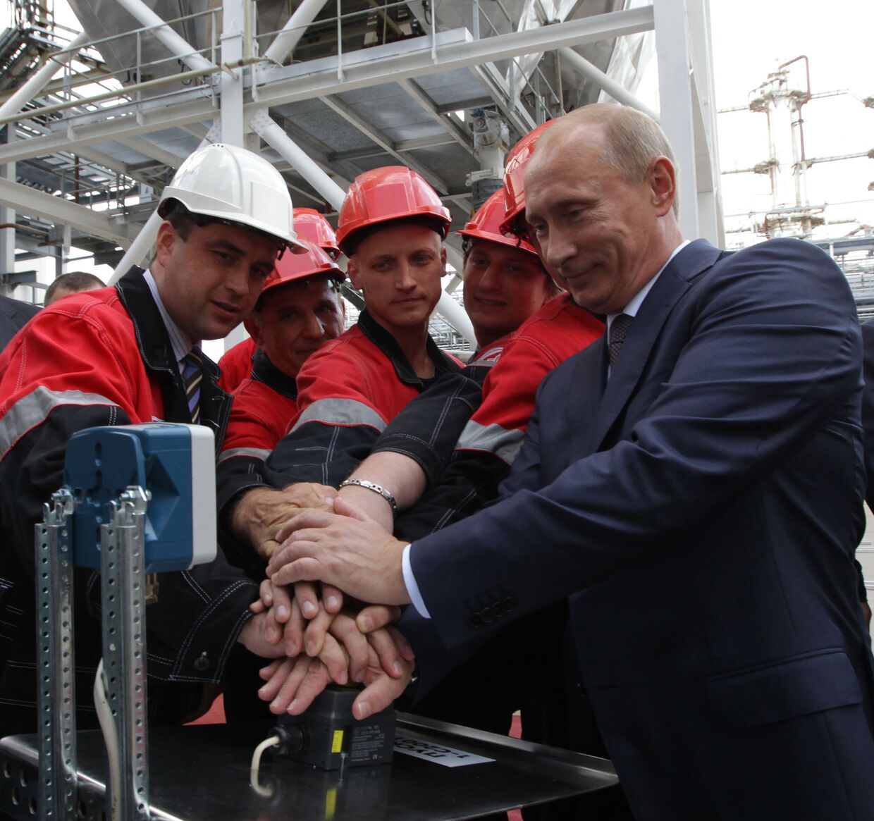 Премьер-министр РФ Владимир Путин посетил ООО ЛУКОЙЛ – Нижегороднефтеоргсинтез