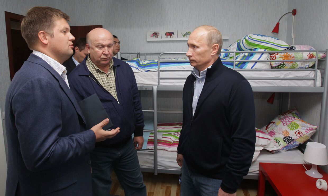 Премьер-министр РФ Владимир Путин посетил поселок Верхняя Верея в Нижегородской области