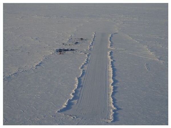 Ледовая база Барнео в Арктике